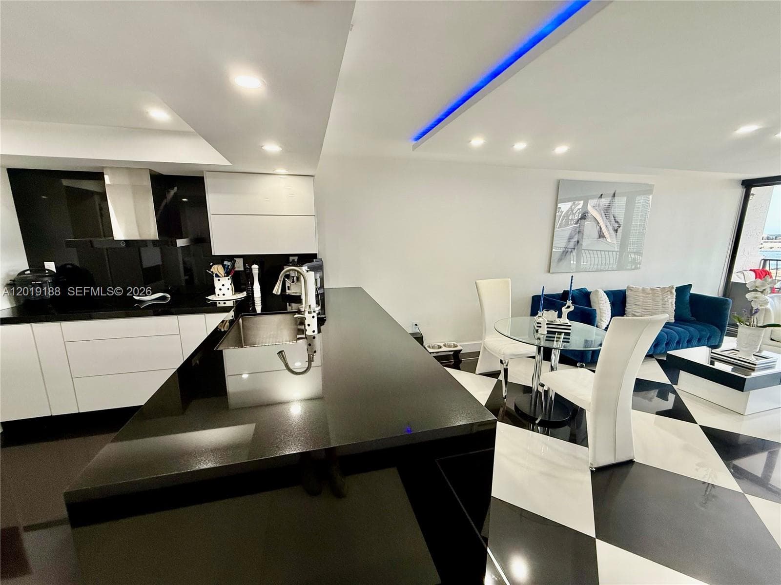 555 NE 15th St # 15H, Miami, FL 33132 photo 7