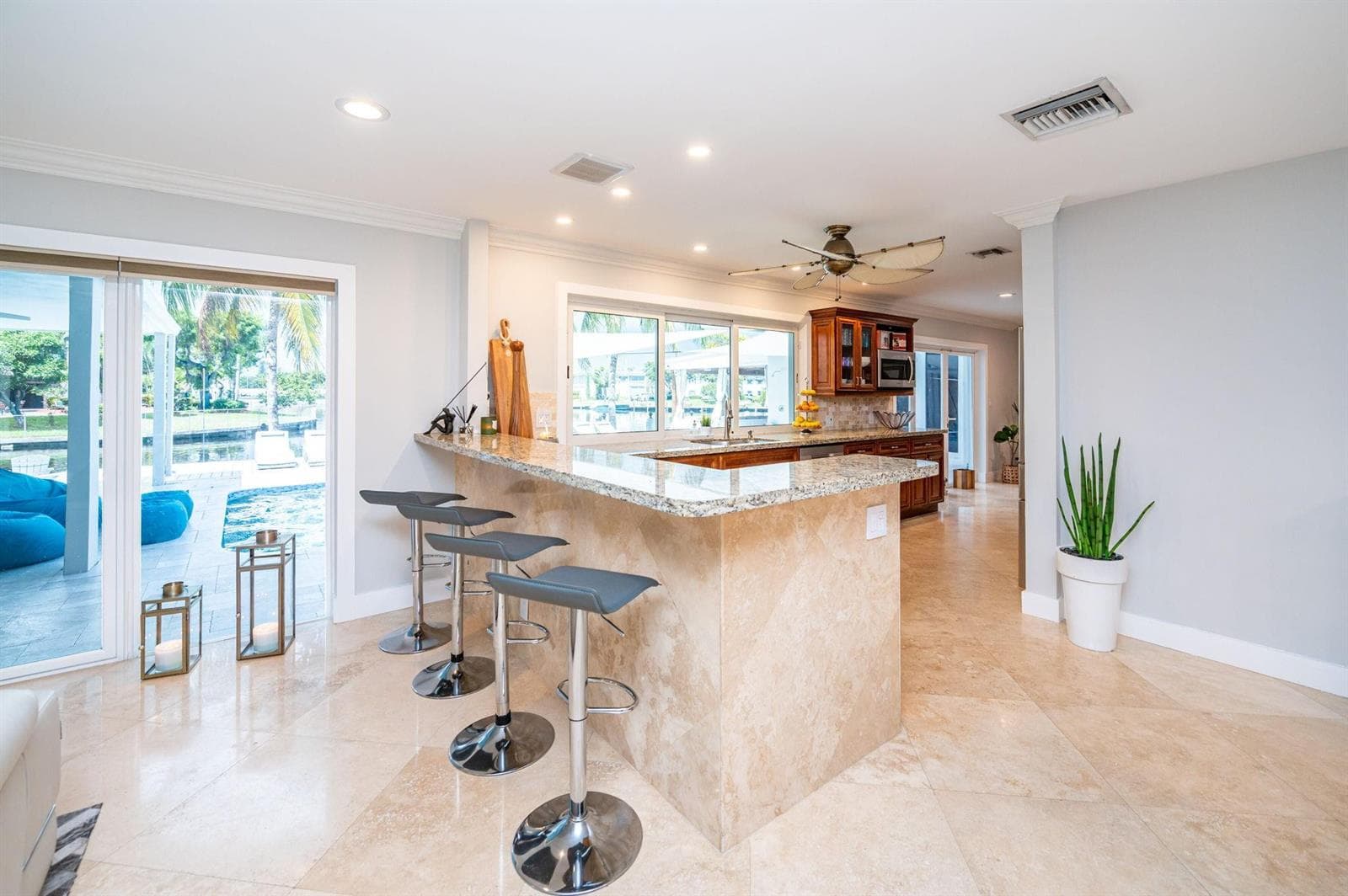 6541 NE 20th Avenue, Fort Lauderdale, FL 33308 photo 9