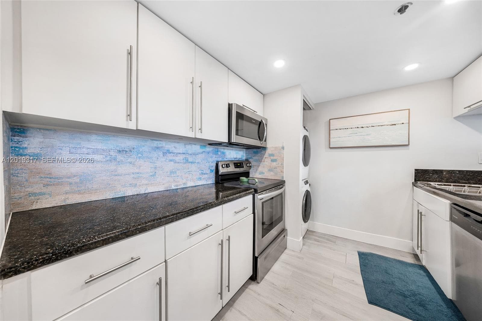 7601 E Treasure Dr # 923, North Bay Village, FL 33141 photo 8