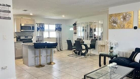 113 Hilton Drive, Fort Pierce, FL 34946 photo 8