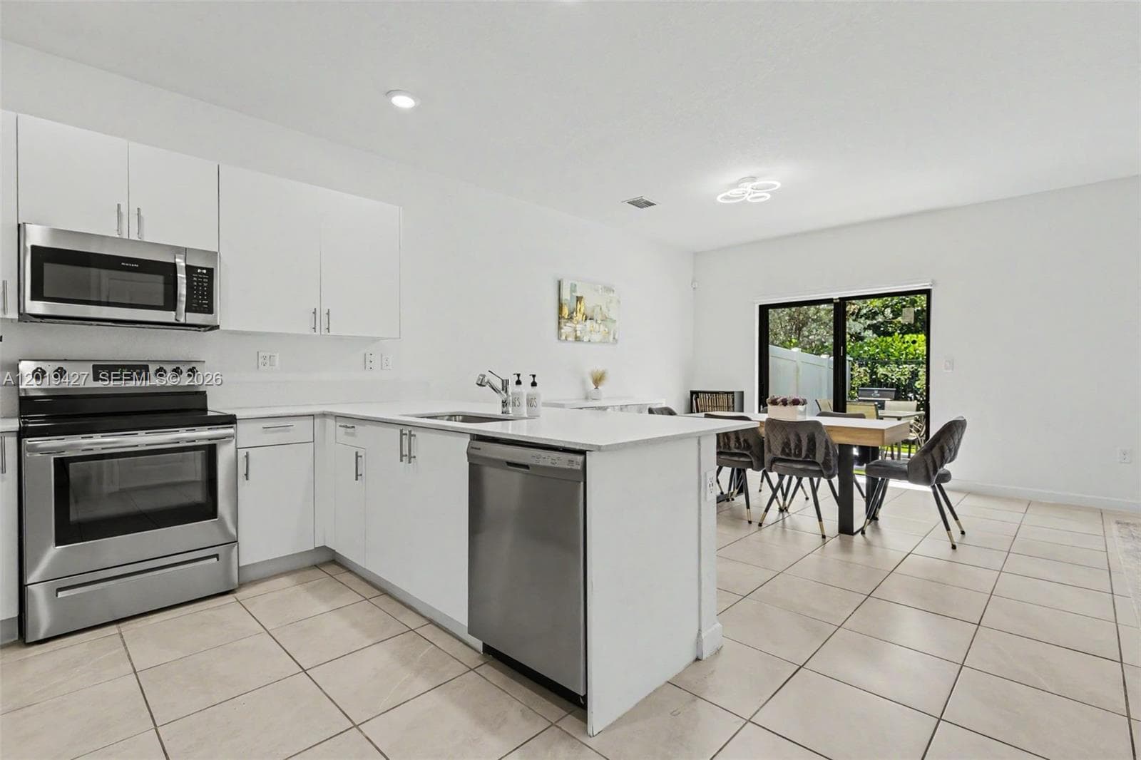 20308 NW 6th Pl, Miami Gardens, FL 33169 photo 8