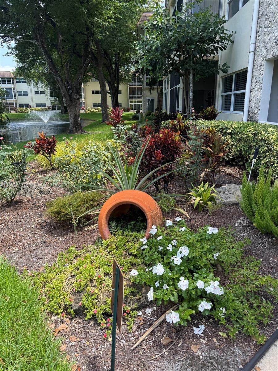 5131 W Oakland Park Blvd # 106, Lauderdale Lakes, FL 33313 photo 6