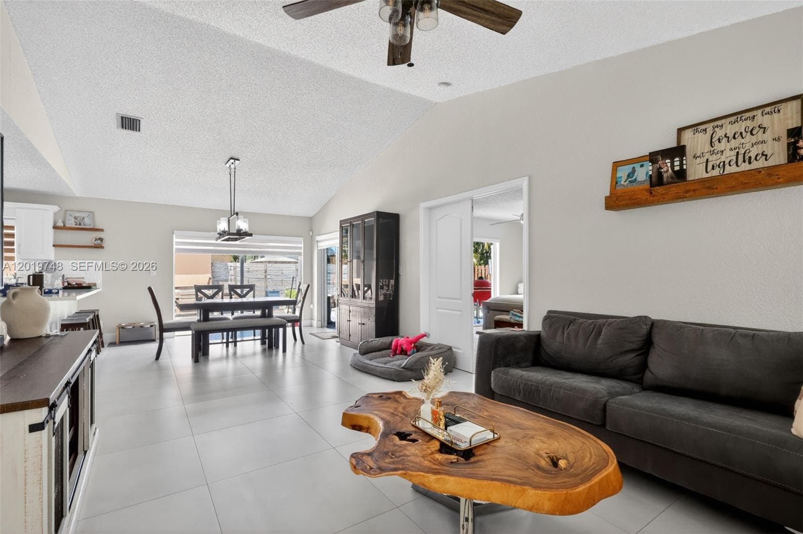 8061 NW 197th St, Hialeah, FL 33015 photo 2