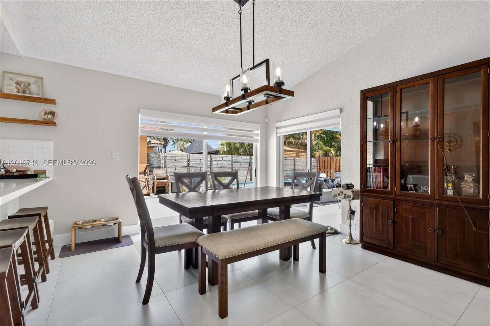 8061 NW 197th St, Hialeah, FL 33015 photo 5