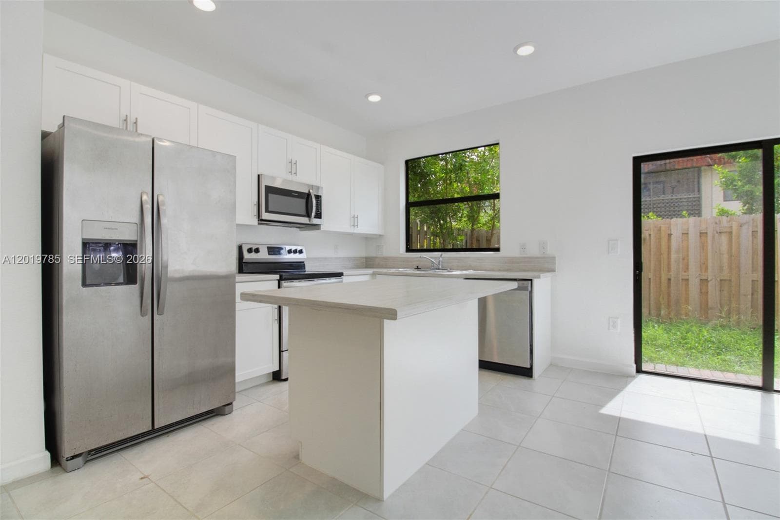 21035 NE 8th Ave, Miami, FL 33179 photo 9