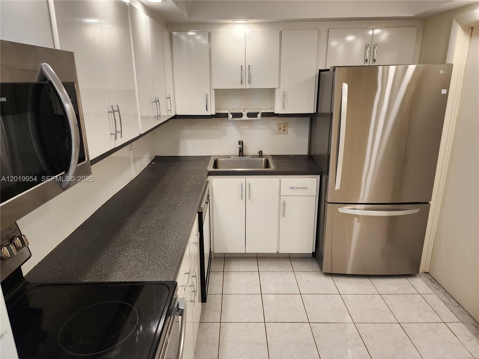 3161 S Ocean Dr # 903, Hallandale Beach, FL 33009 photo 8