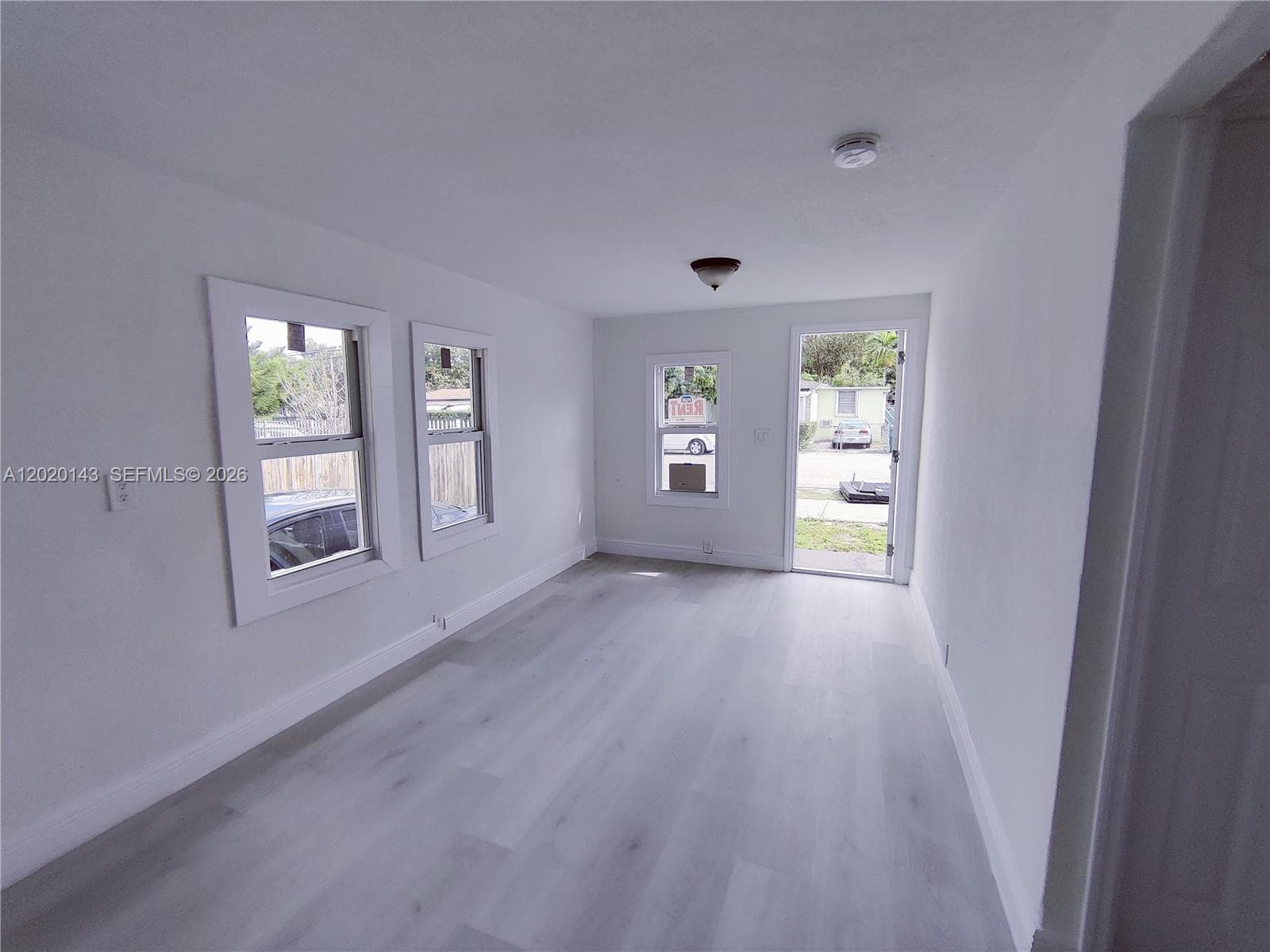 2103 NW 57th St, Miami, FL 33142 photo 9