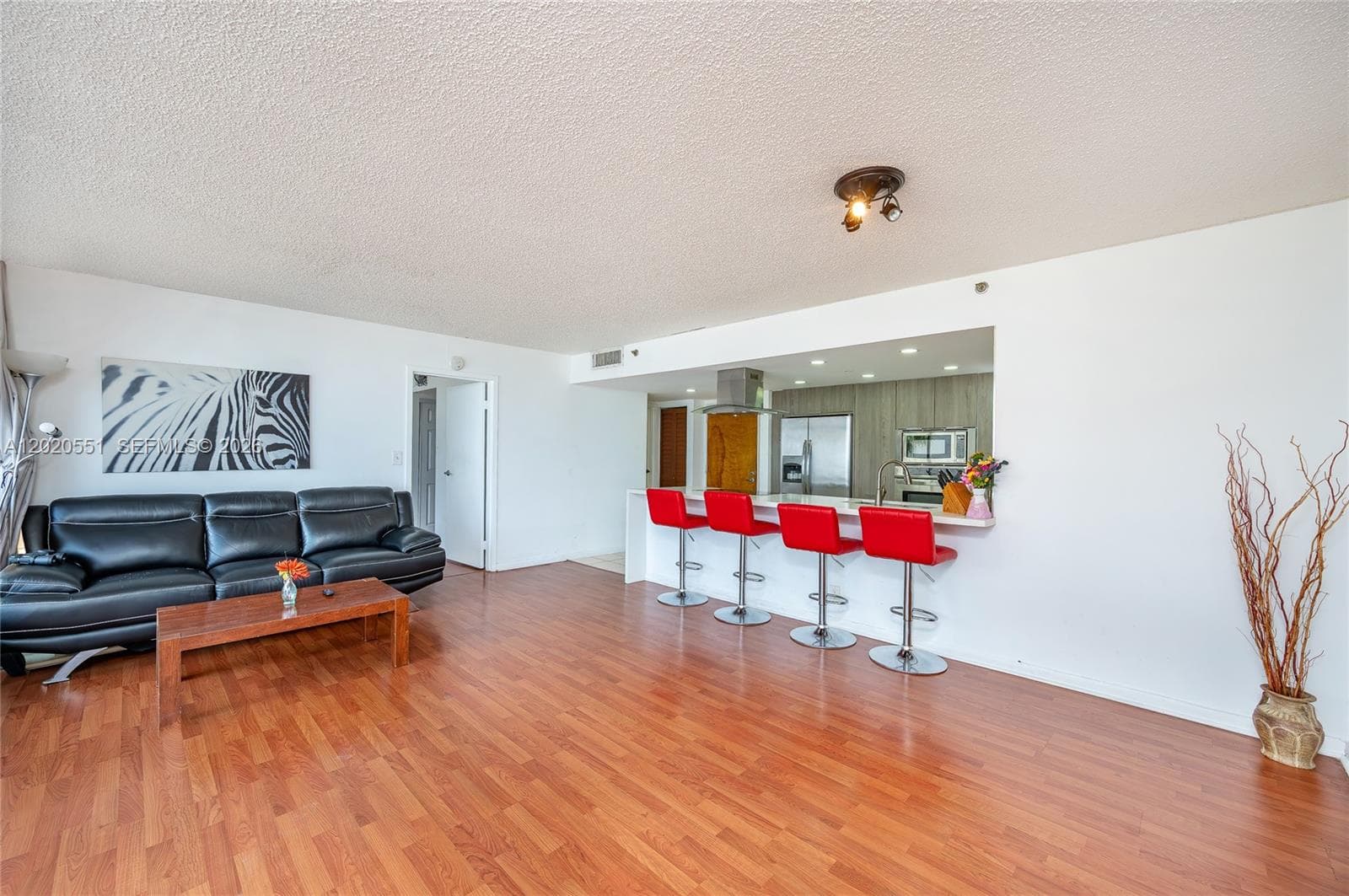 7601 E Treasure Dr # 623, North Bay Village, FL 33141 photo 9