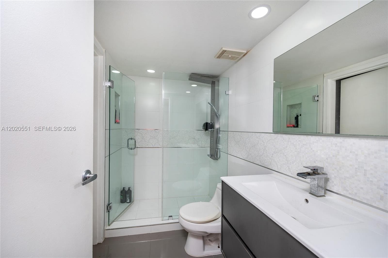 7601 E Treasure Dr # 623, North Bay Village, FL 33141 photo 11