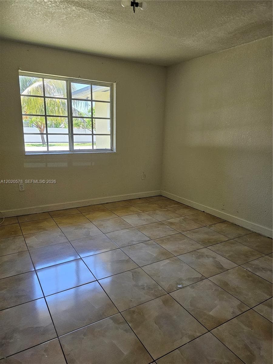 15700 NW 37th Pl, Miami Gardens, FL 33054 photo 7