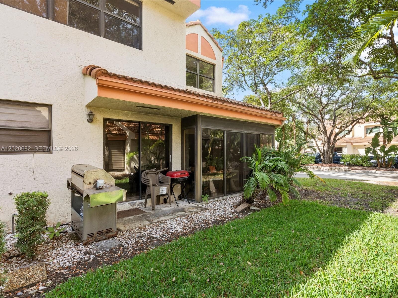 3400 Emerald Oaks Dr # 801, Hollywood, FL 33021 photo 8