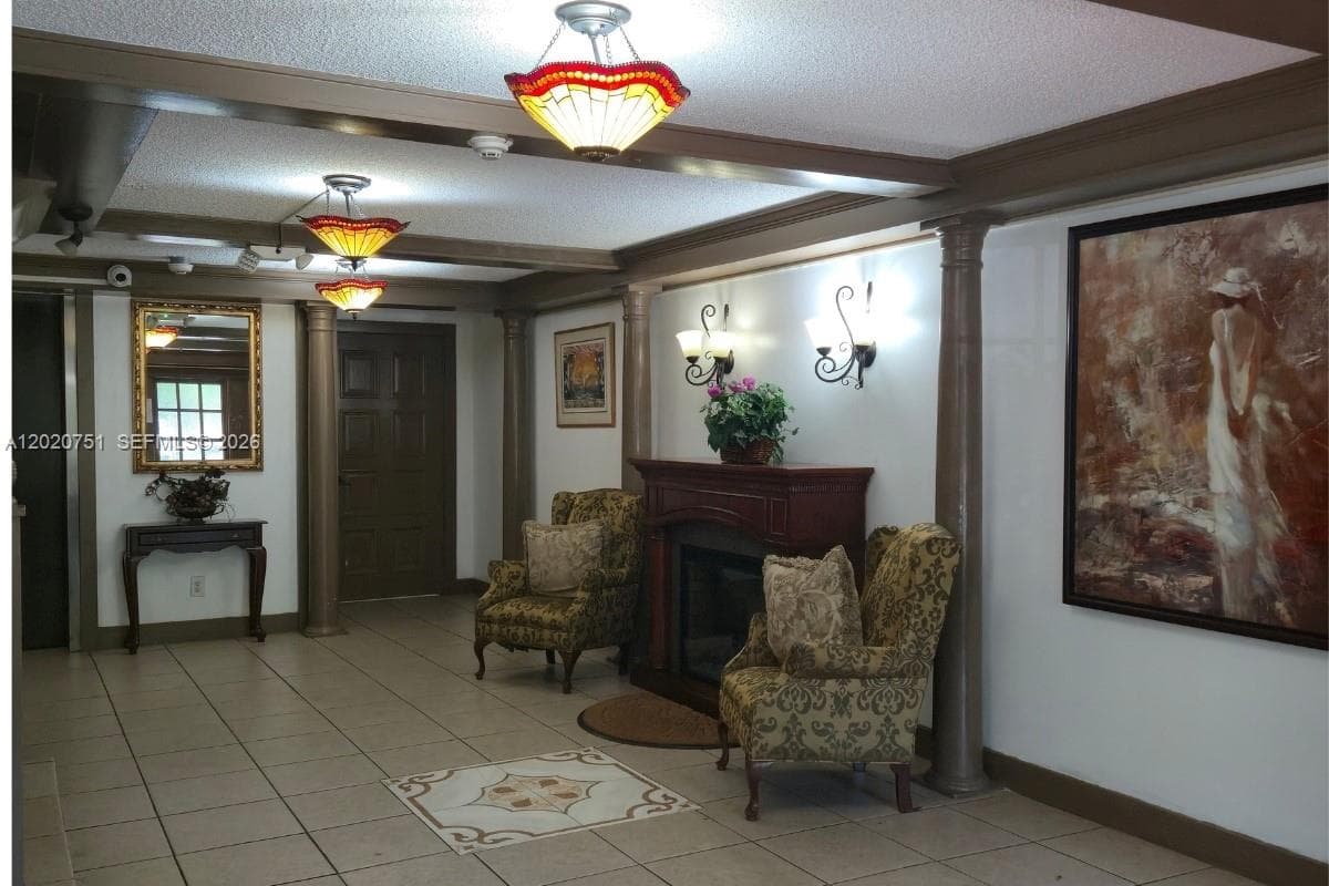 3660 Inverrary Dr # 3T, Lauderhill, FL 33319 photo 8