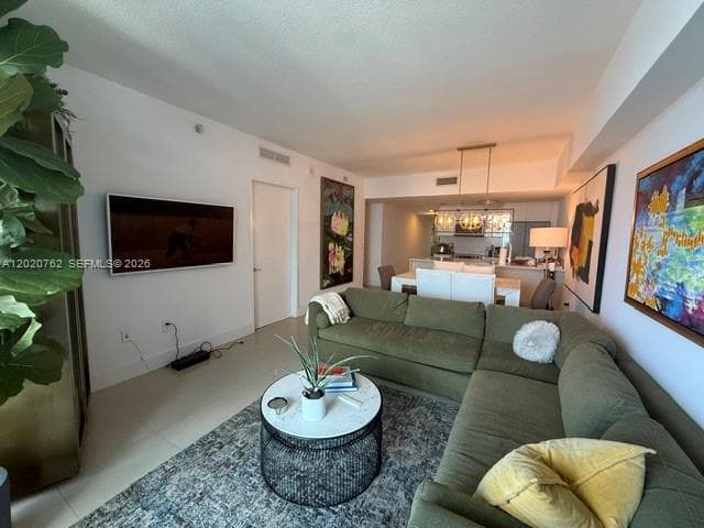 185 SW 7th St # 3803, Miami, FL 33130 photo 6