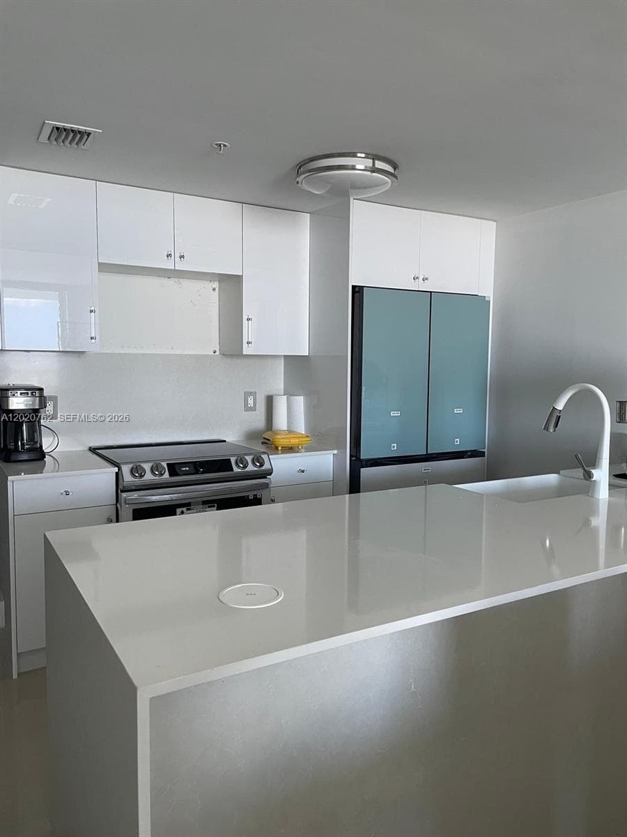 185 SW 7th St # 3803, Miami, FL 33130 photo 10