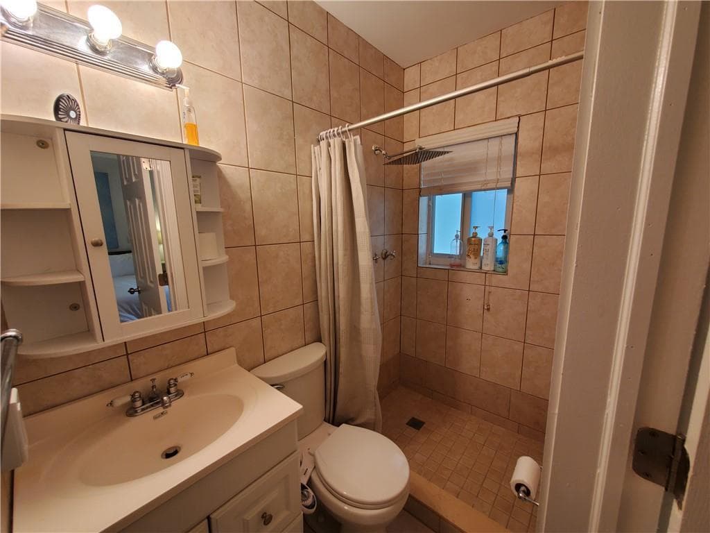 3204 NE 6th Street, Pompano Beach, FL 33062 photo 13