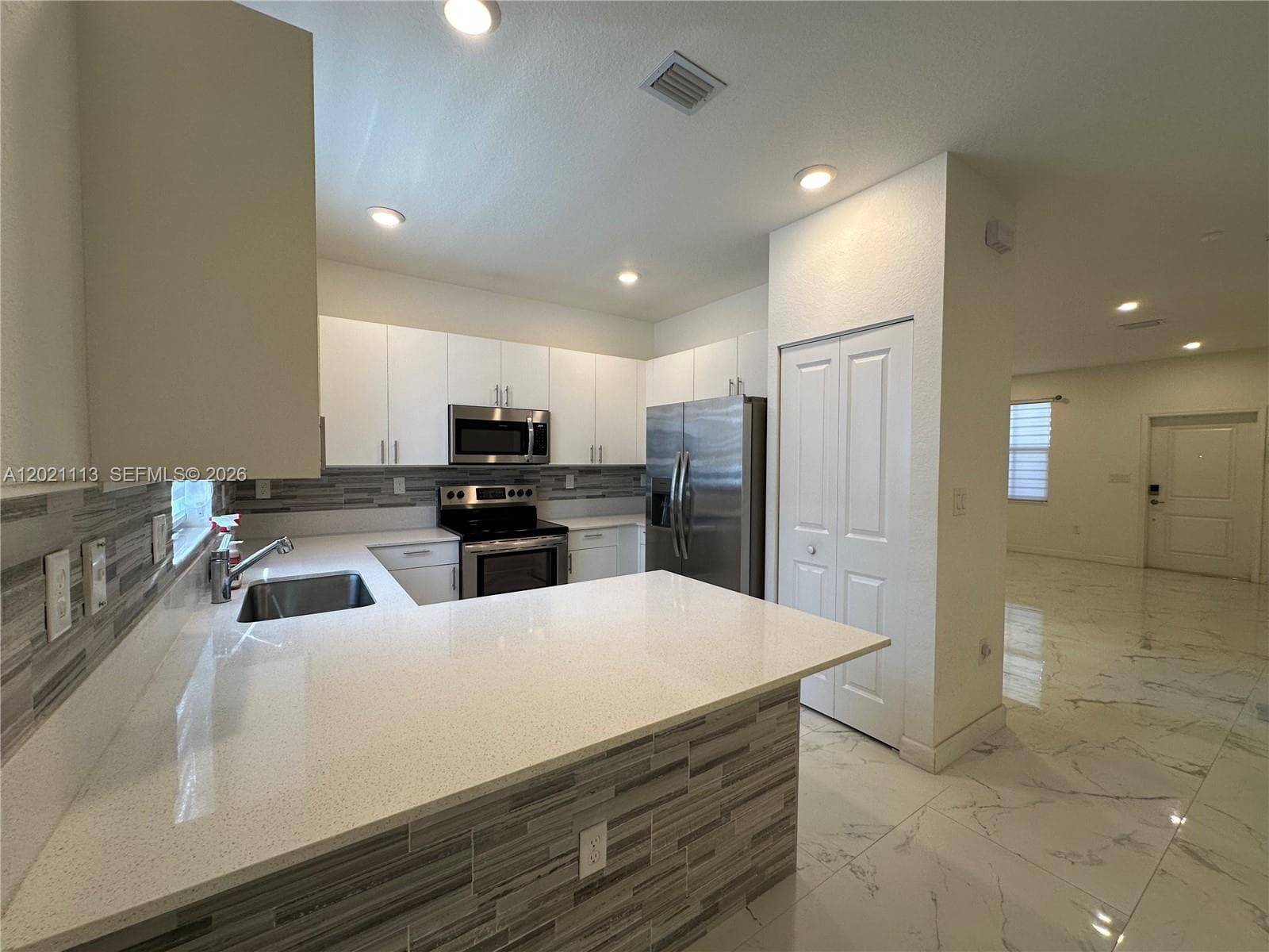 20352 NW 6th Ave, Miami Gardens, FL 33169 photo 10