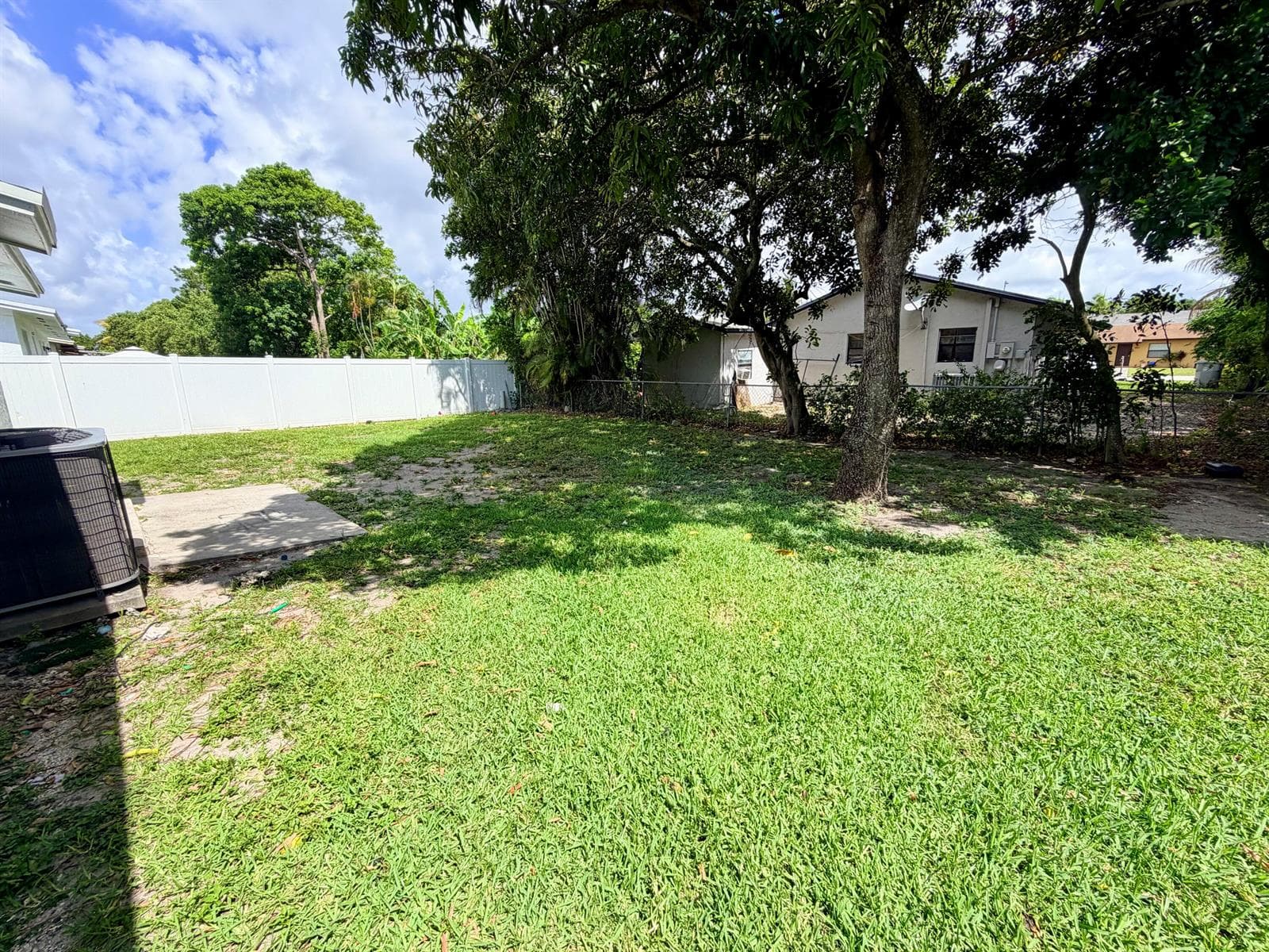 2811 NW 8th Street, Pompano Beach, FL 33069 photo 9