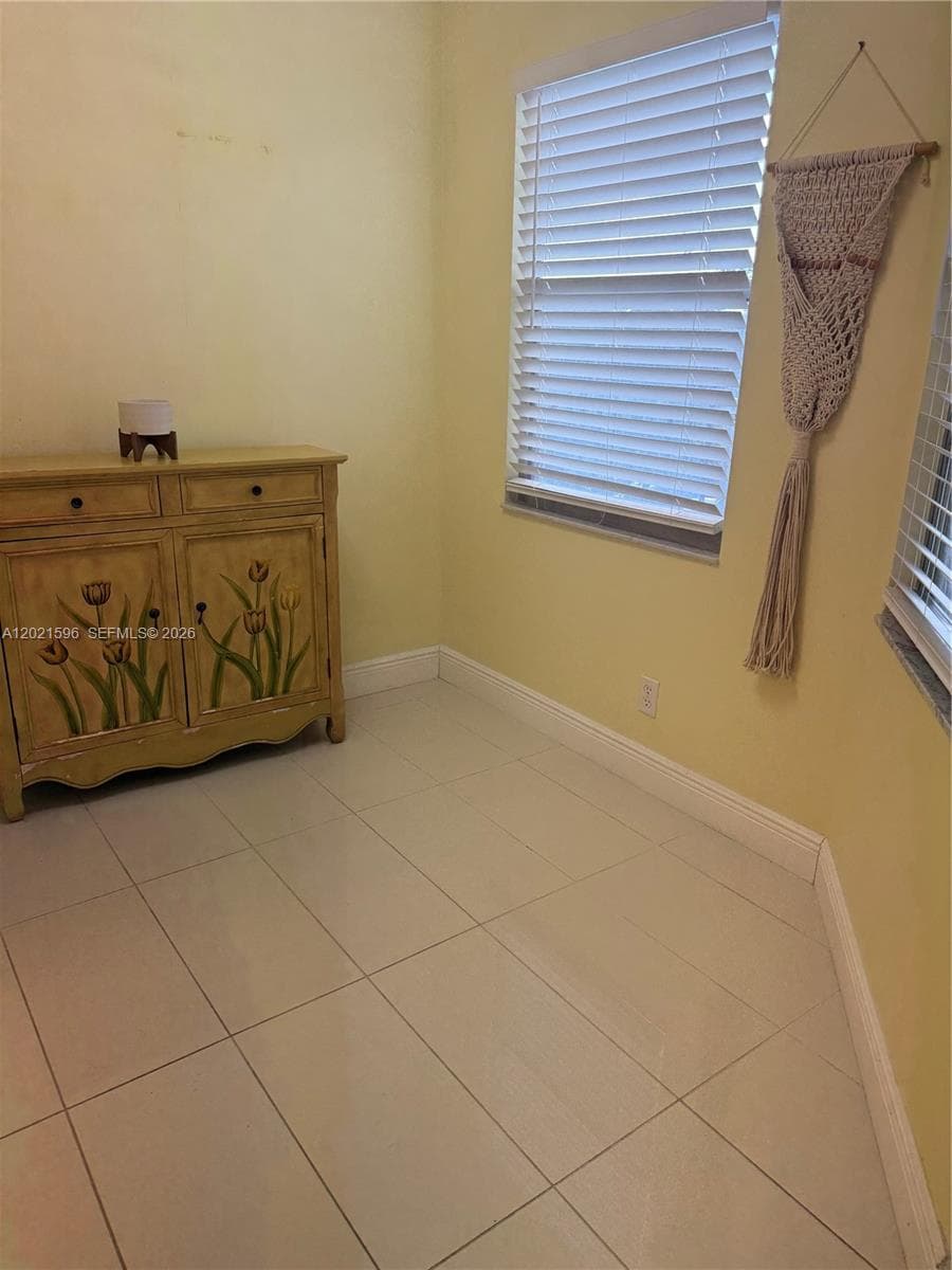 12501 SW 14th St # 314R, Pembroke Pines, FL 33027 photo 8