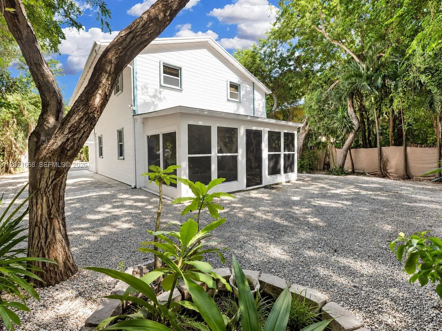 323 Bay View Ave, Key Largo, FL 33037 photo 3