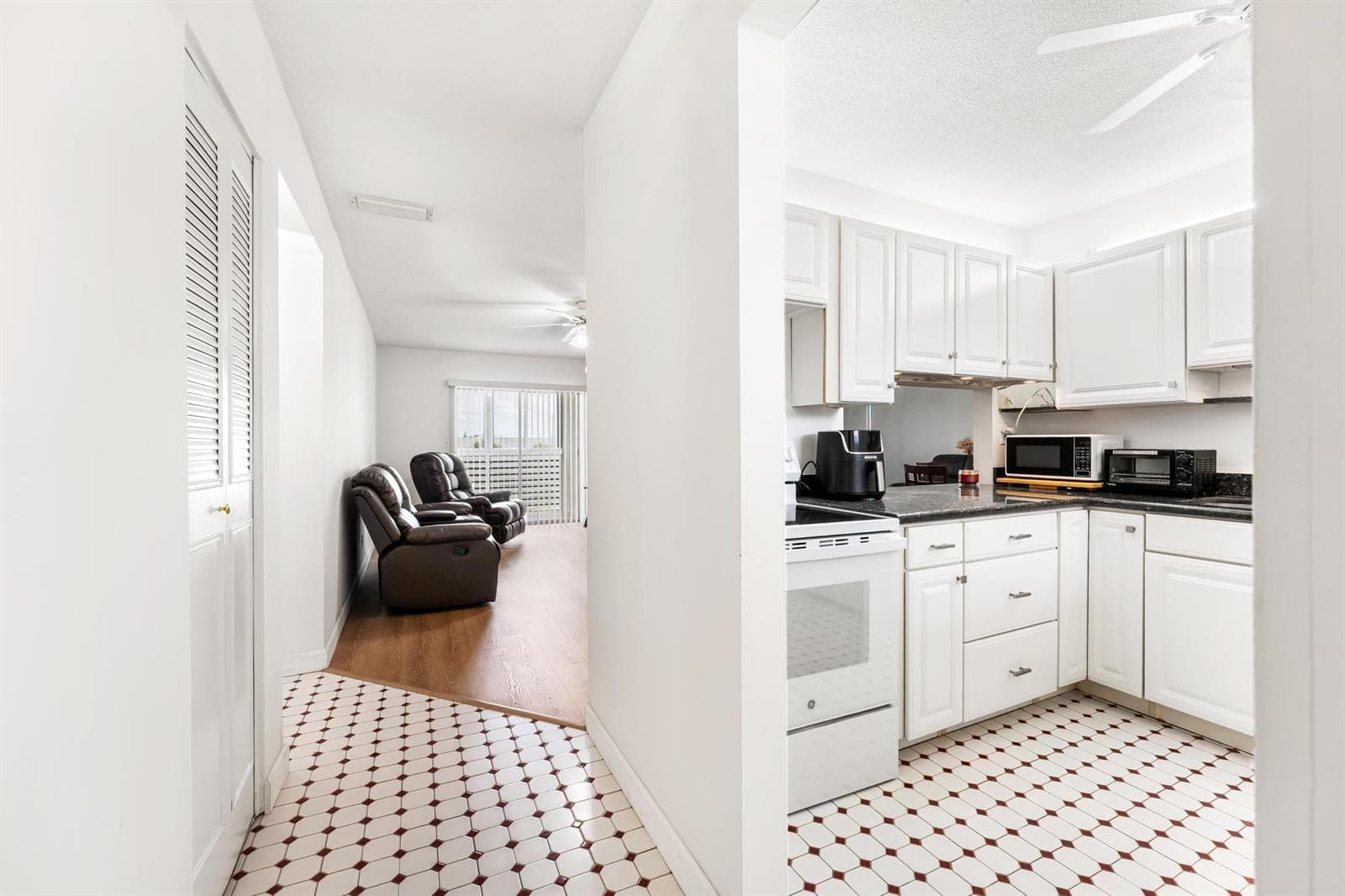 2682 S Garden Dr # 309, Lake Worth, FL 33461 photo 6
