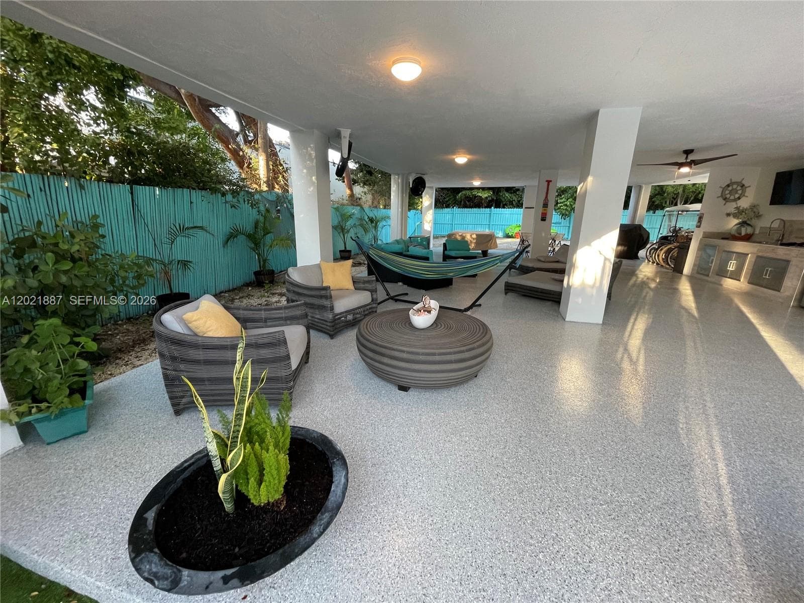 414 Coconut Dr, Key Largo, FL 33037 photo 4