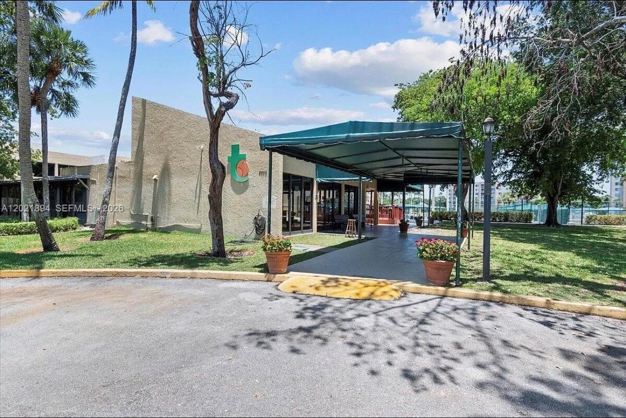2786 Tennis Club Dr # 302, West Palm Beach, FL 33417 photo 7