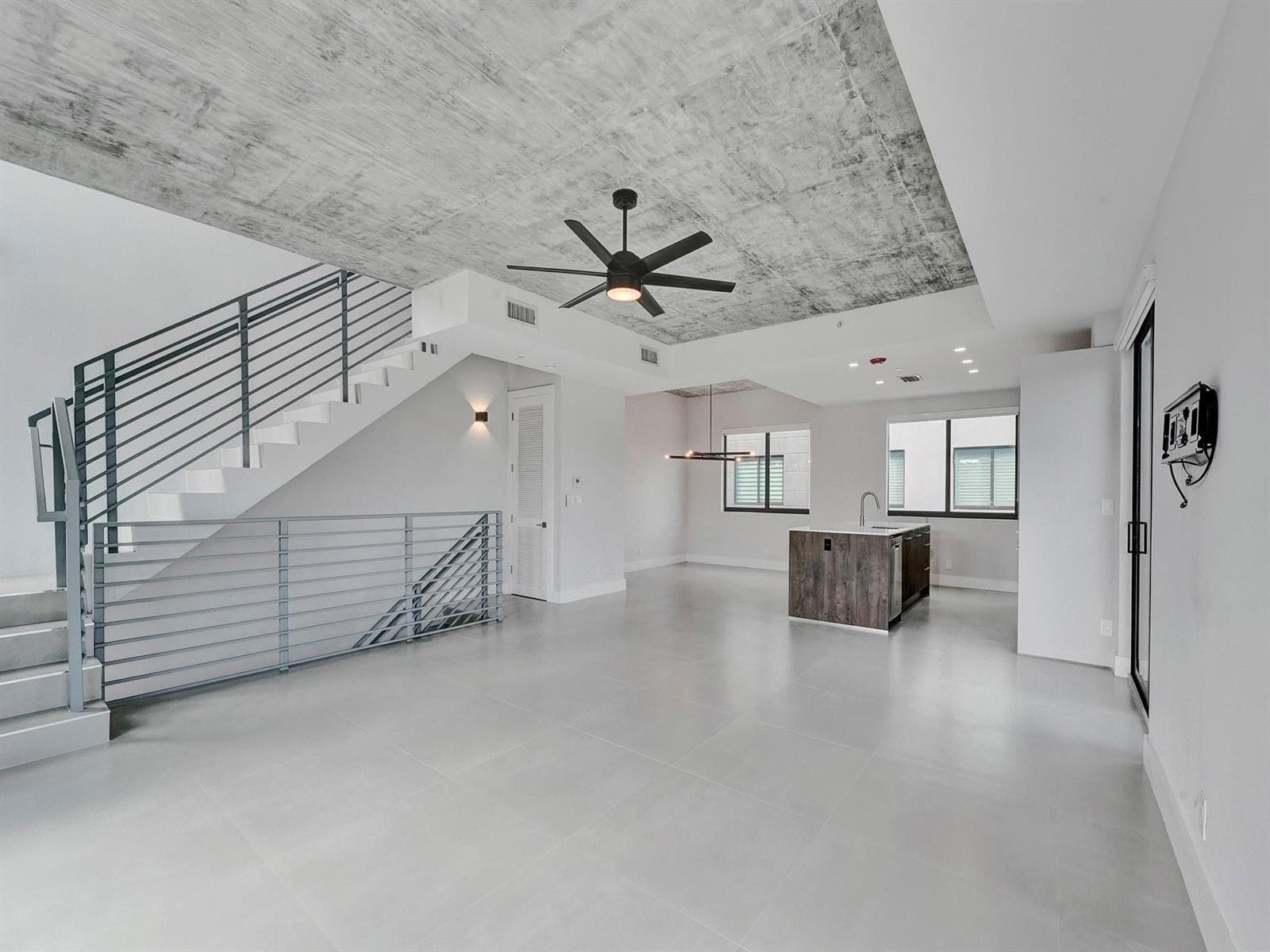 924 NE 4th Street, Fort Lauderdale, FL 33301 photo 12