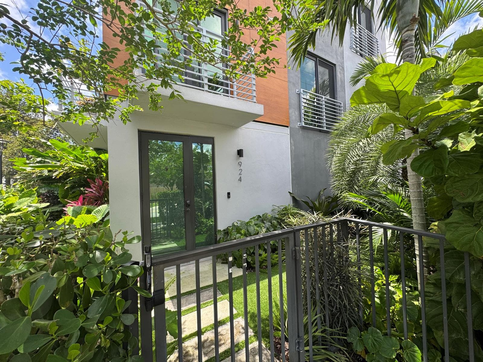 924 NE 4th Street, Fort Lauderdale, FL 33301 photo 7