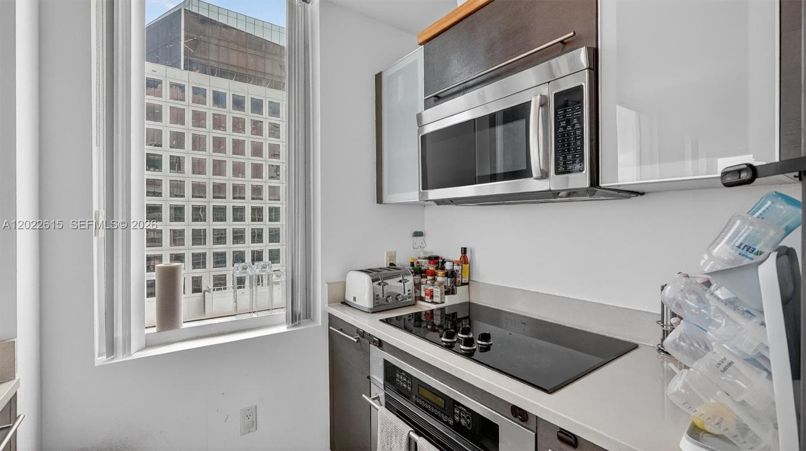 500 Brickell Ave # 4102, Miami, FL 33131 photo 13