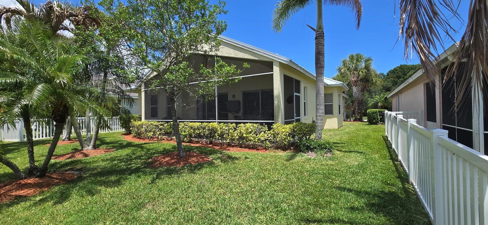 195 NW Willow Grove Avenue, Port St. Lucie, FL 34986 photo 4