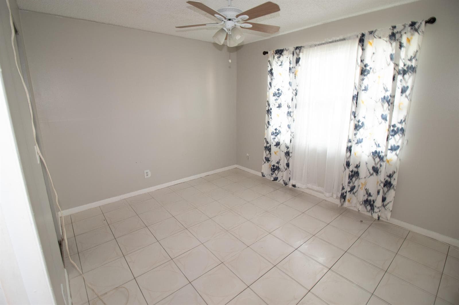 9621 Sunrise Lakes Boulevard # 102, Sunrise, FL 33322 photo 6