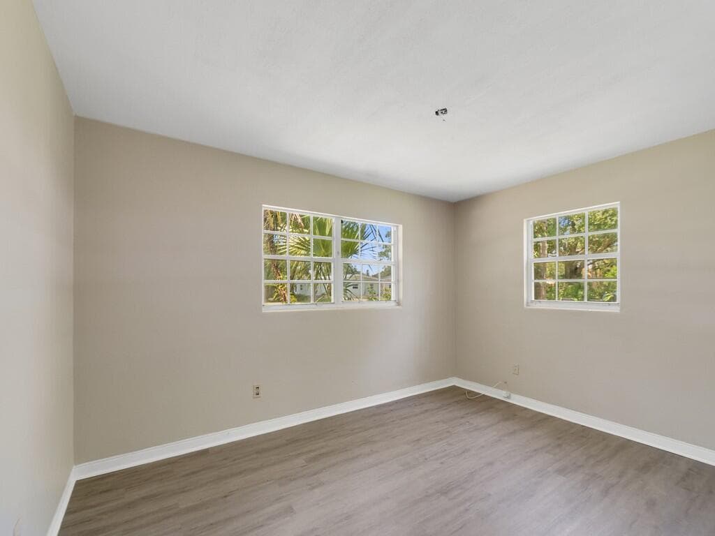 7907 Lockwood Drive, Fort Pierce, FL 34951 photo 10