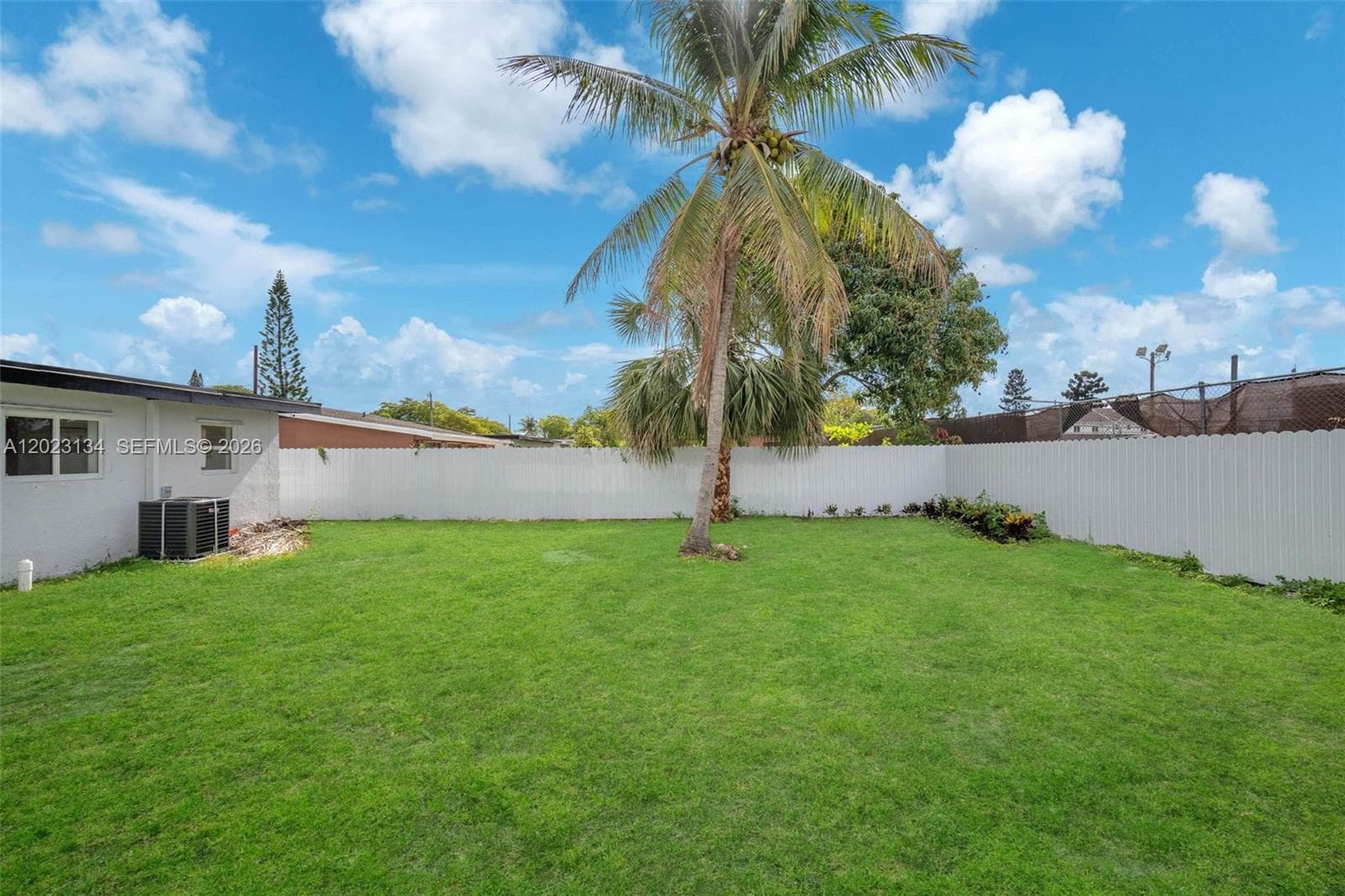 2572 NW 20th St # A, Fort Lauderdale, FL 33311 photo 10