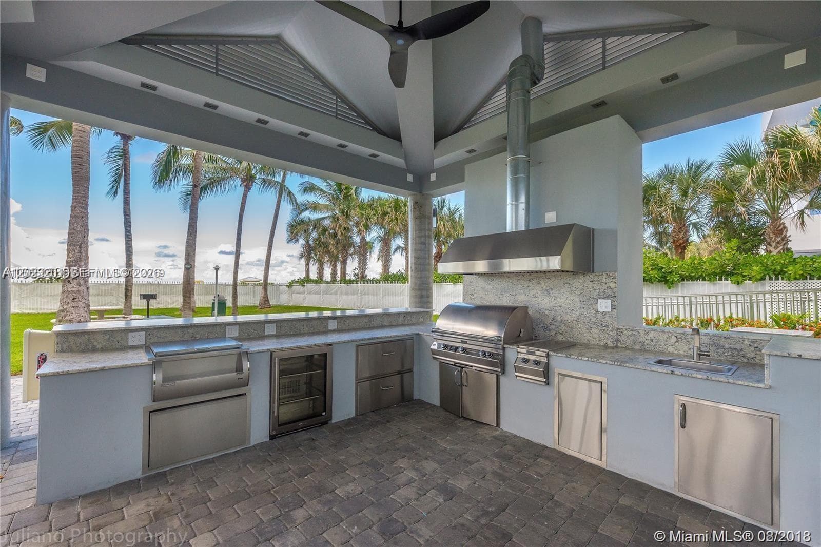6301 Collins Ave # 1206, Miami Beach, FL 33141 photo 10