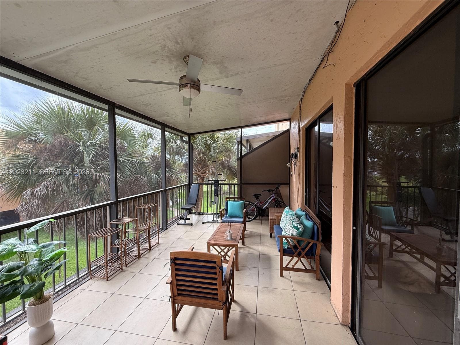 450 Commodore Dr # 306, Plantation, FL 33325 photo 7