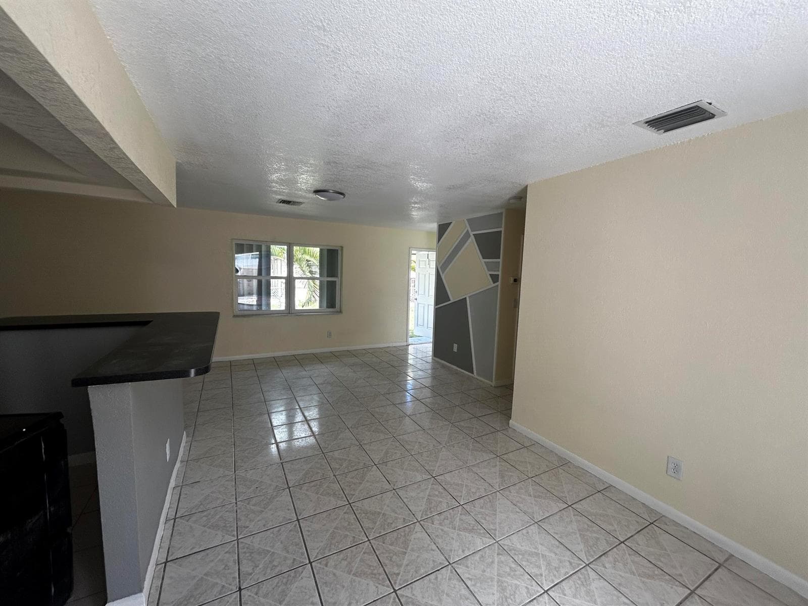 2691 NW 8th Street, Pompano Beach, FL 33069 photo 2