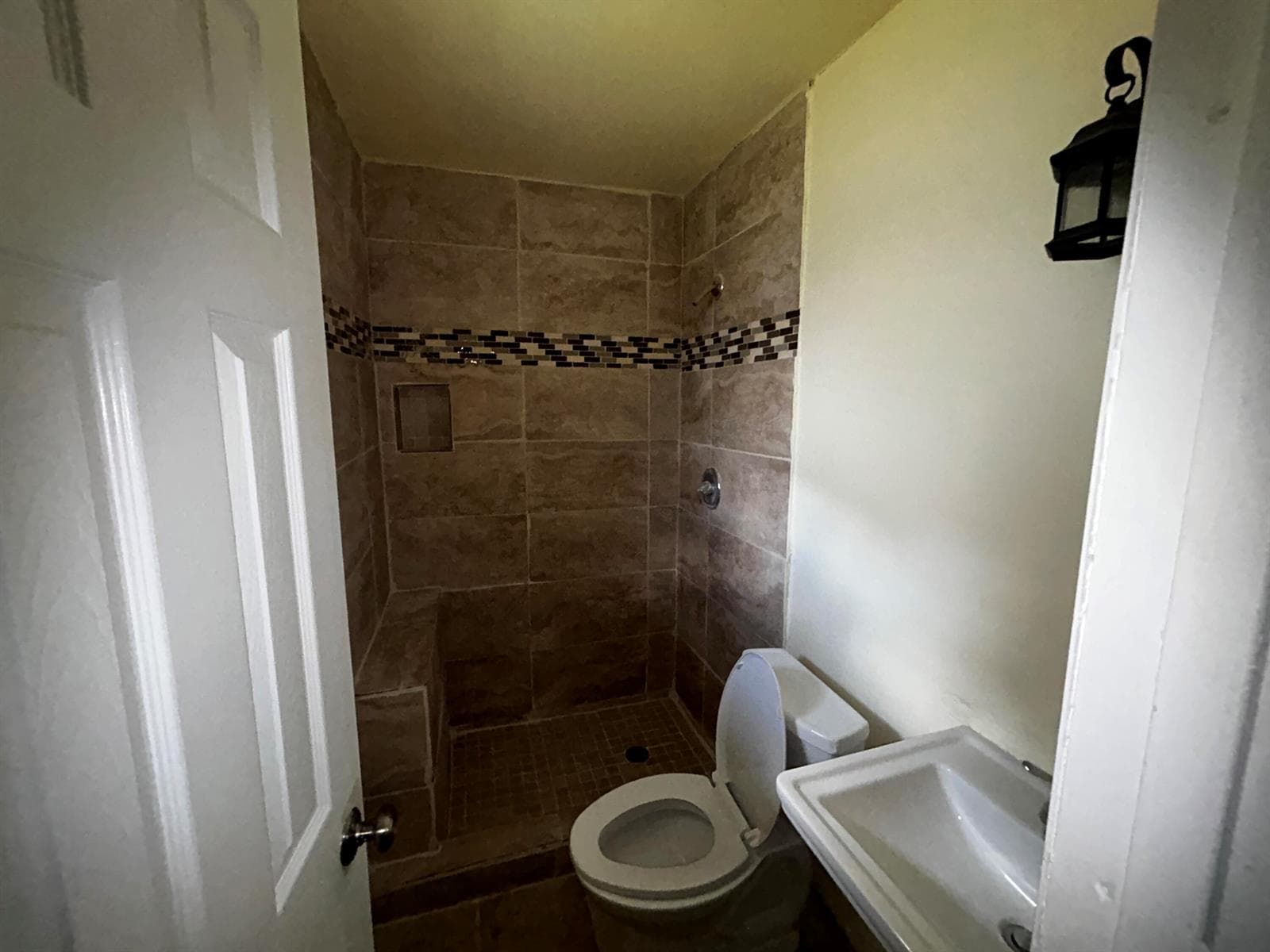2691 NW 8th Street, Pompano Beach, FL 33069 photo 4