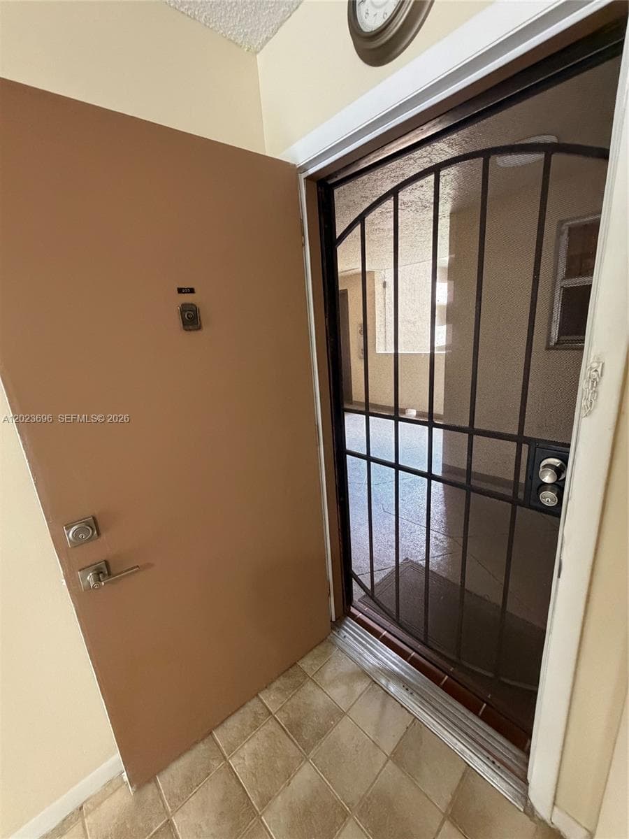 9150 Fontainebleau Blvd # 203-2, Miami, FL 33172 photo 7