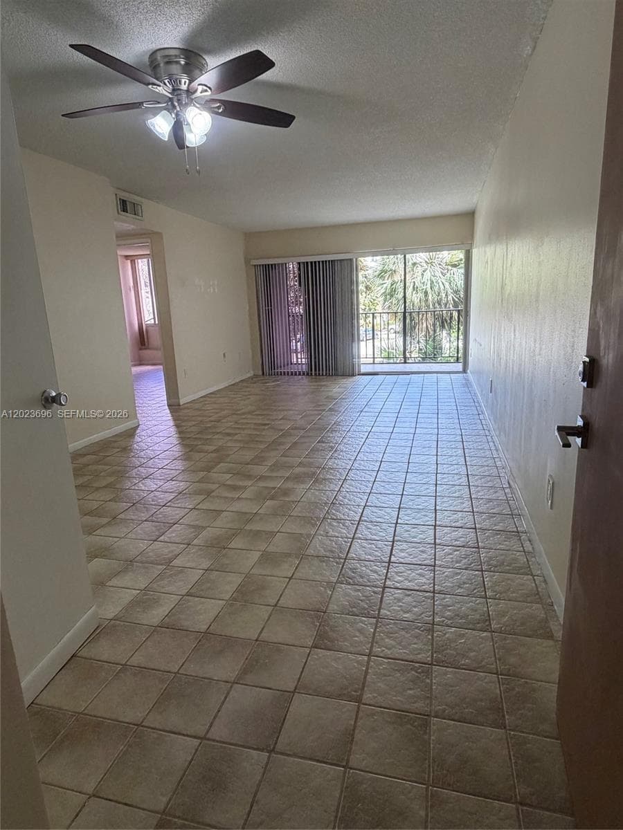 9150 Fontainebleau Blvd # 203-2, Miami, FL 33172 photo 3
