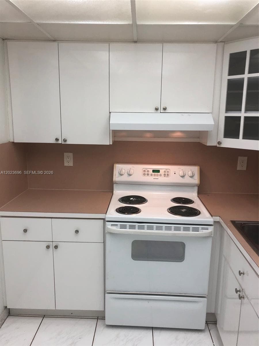 9150 Fontainebleau Blvd # 203-2, Miami, FL 33172 photo 11