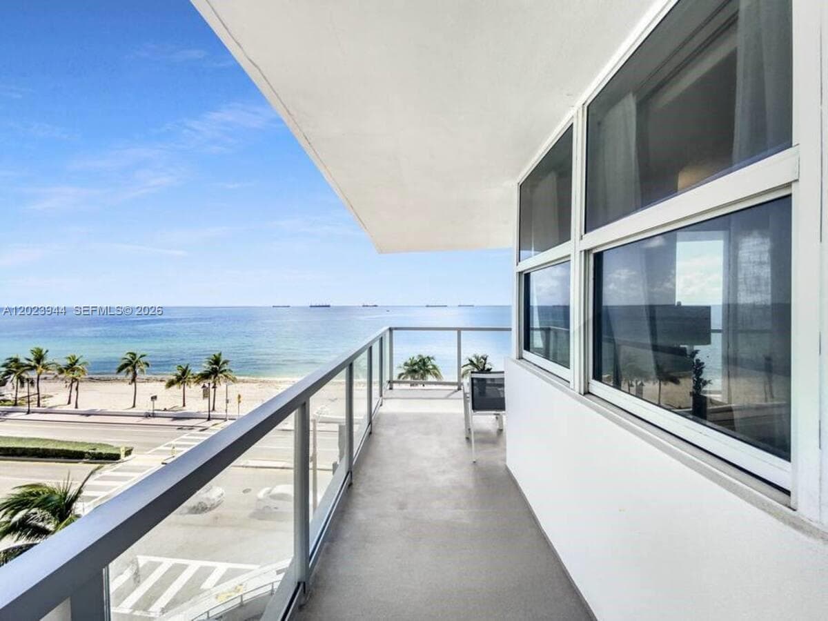 209 N Fort Lauderdale Beach Blvd # 5B, Fort Lauderdale, FL 33304 photo 2