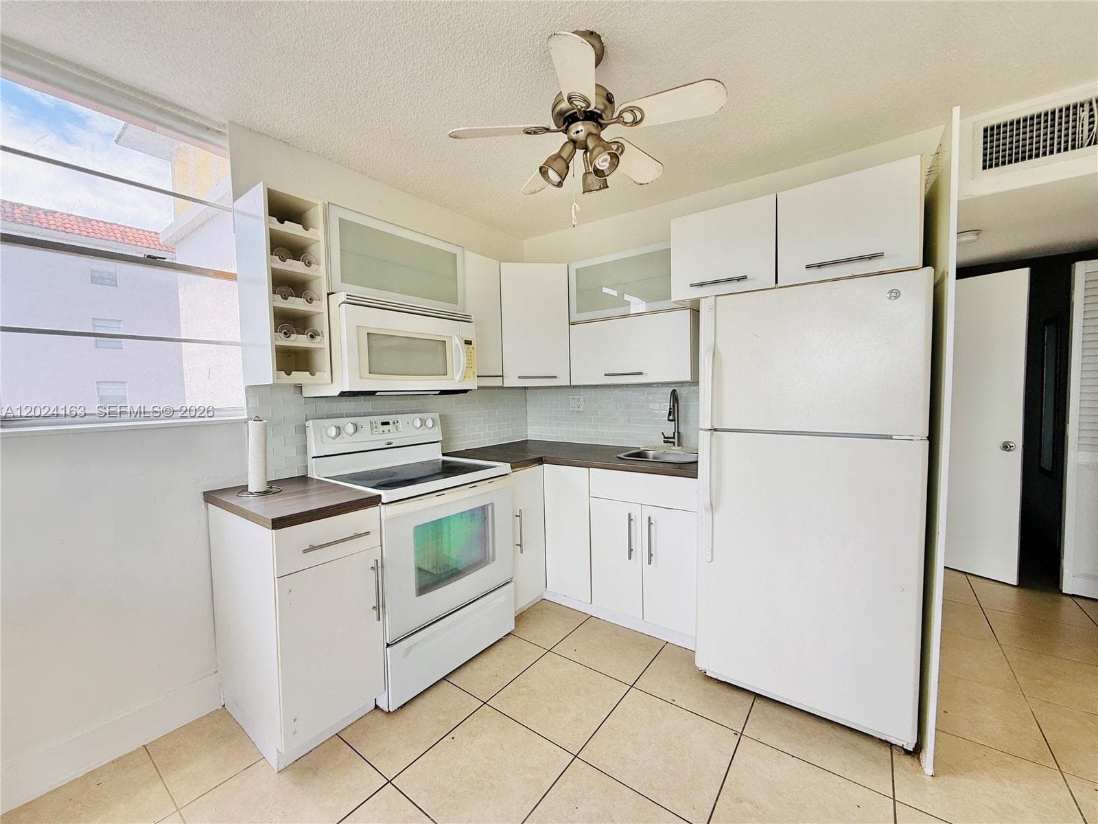 12590 NE 16th Ave # 412, North Miami, FL 33161 photo 6