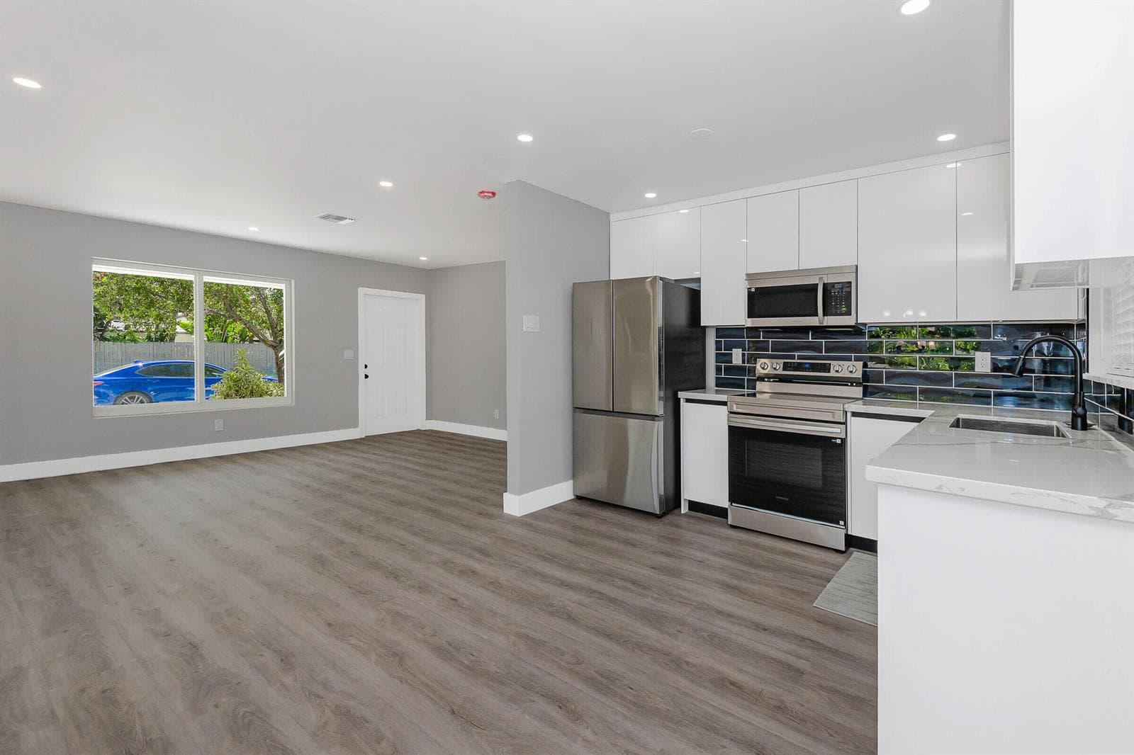 2733 NE 6th Avenue, Wilton Manors, FL 33334 photo 7