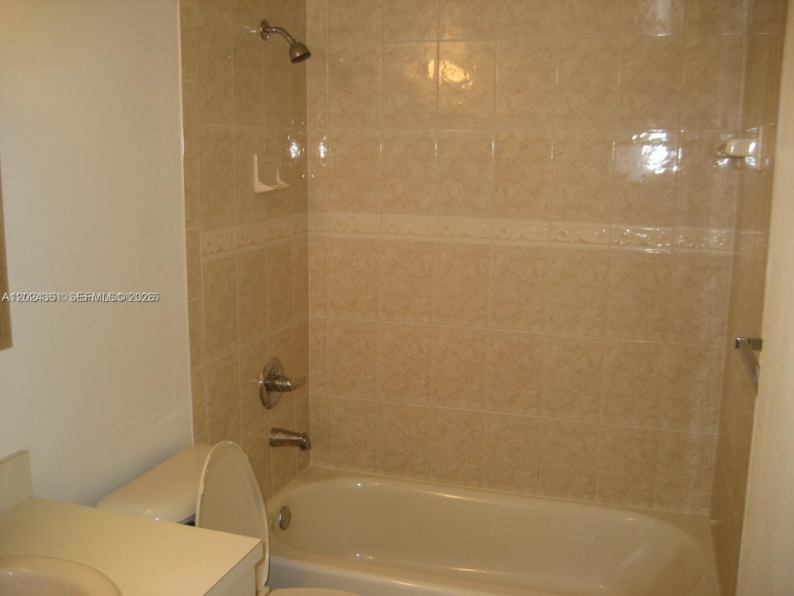 10744 N Kendall # M-18, Miami, FL 33176 photo 10