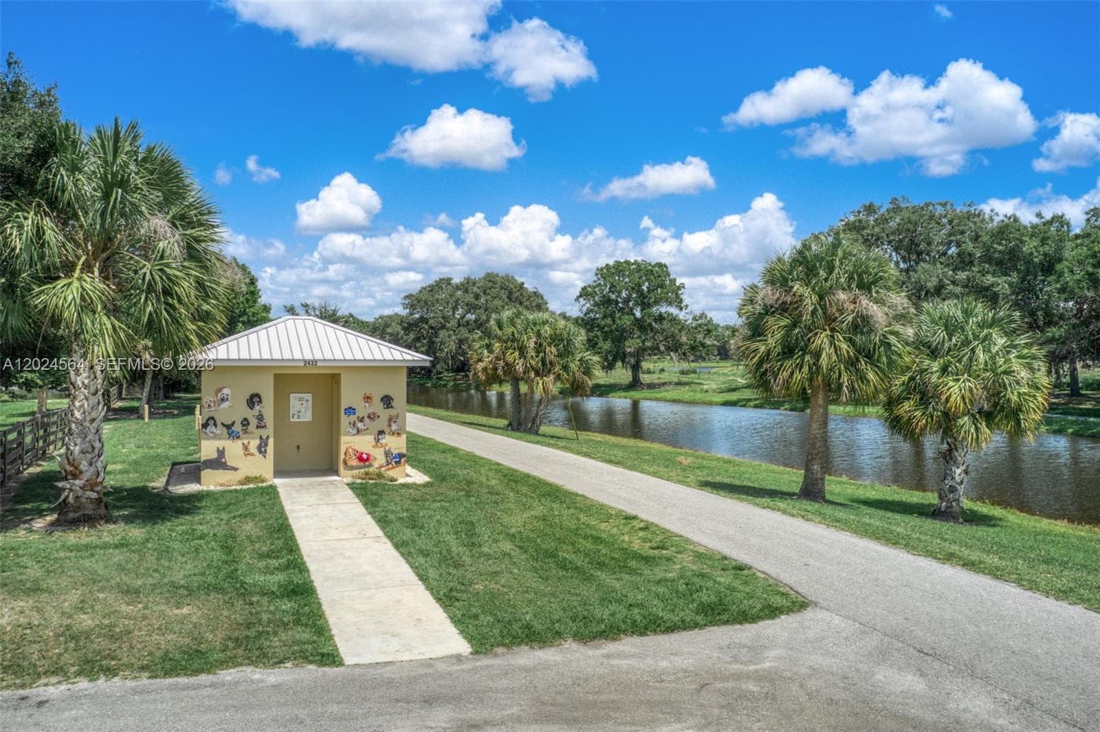 6813 Heavitree, Sebring, FL 33876 photo 10