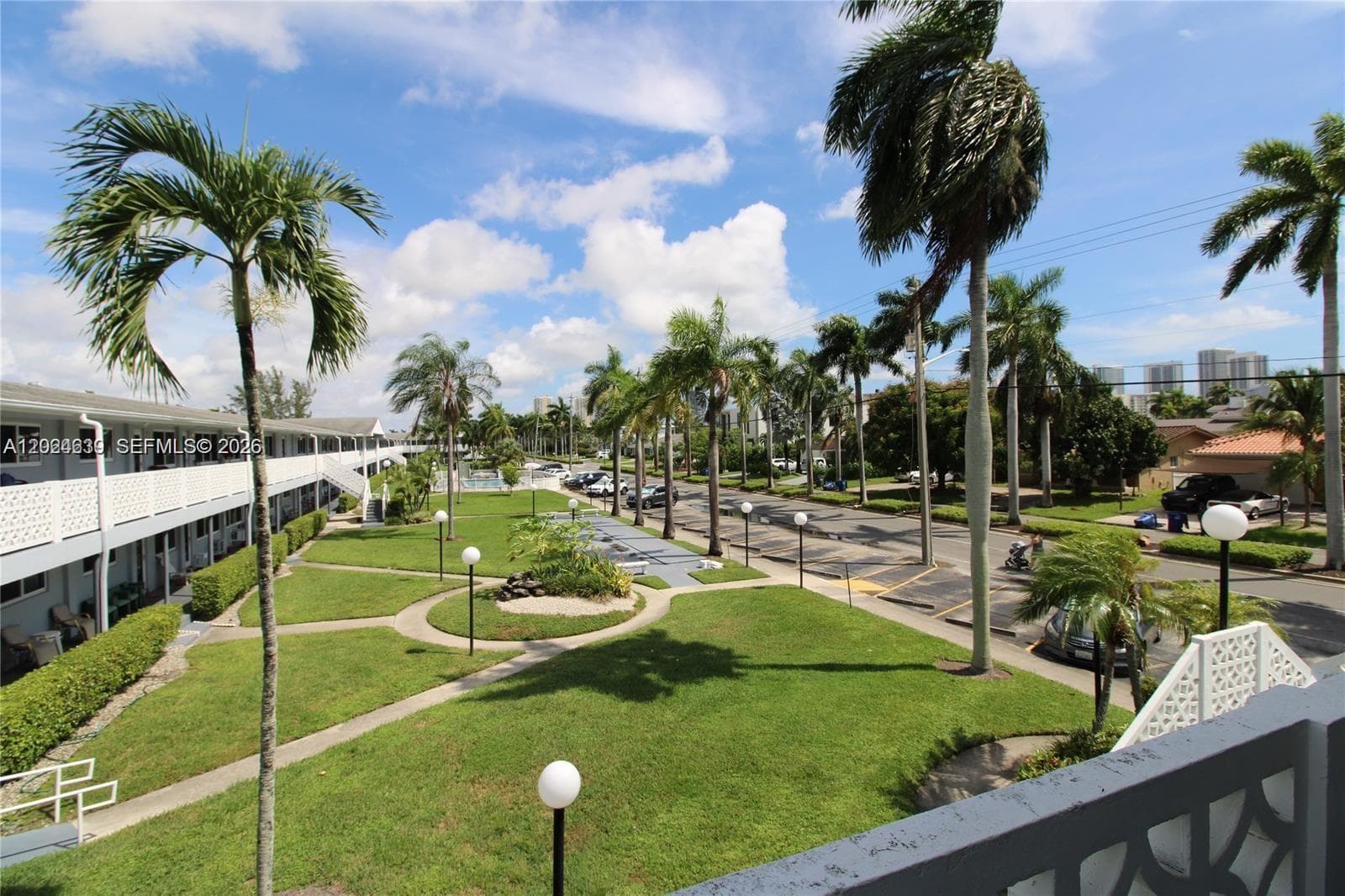 600 Layne Blvd # 212, Hallandale Beach, FL 33009 photo 4