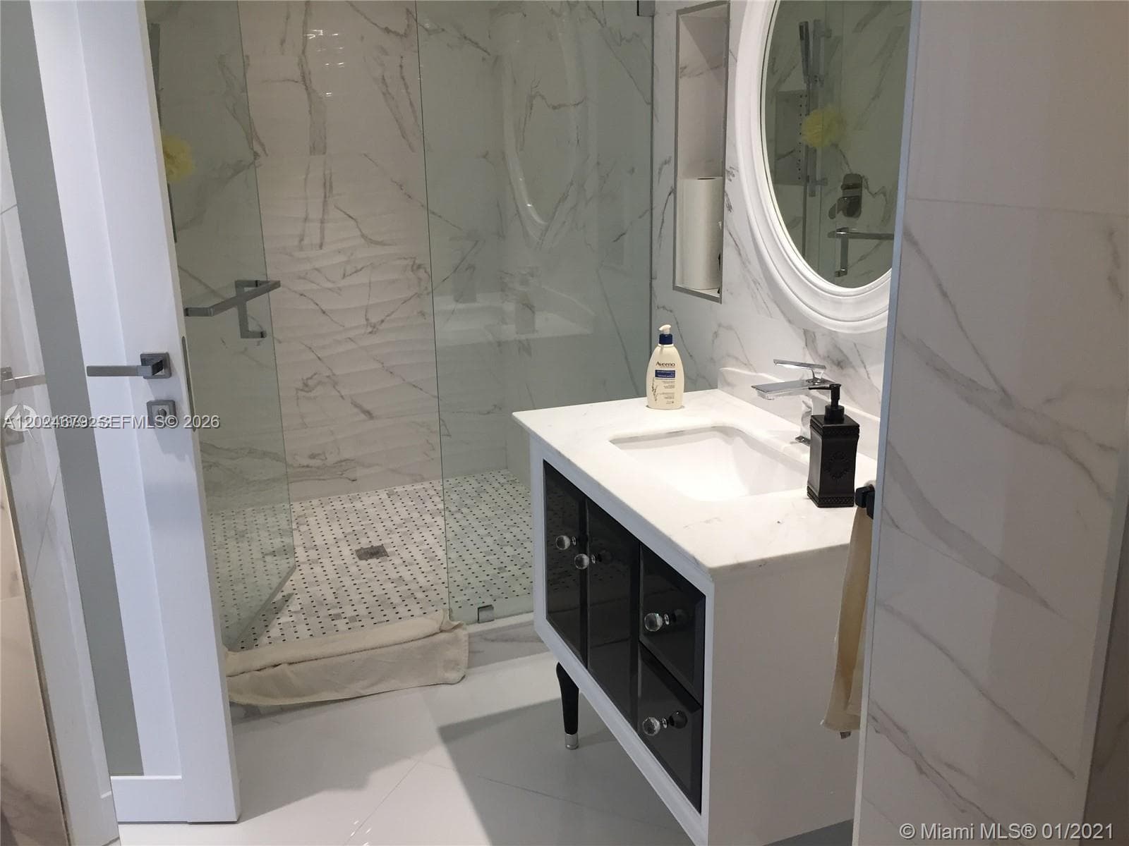 16485 Collins Ave # 538, Sunny Isles Beach, FL 33160 photo 10