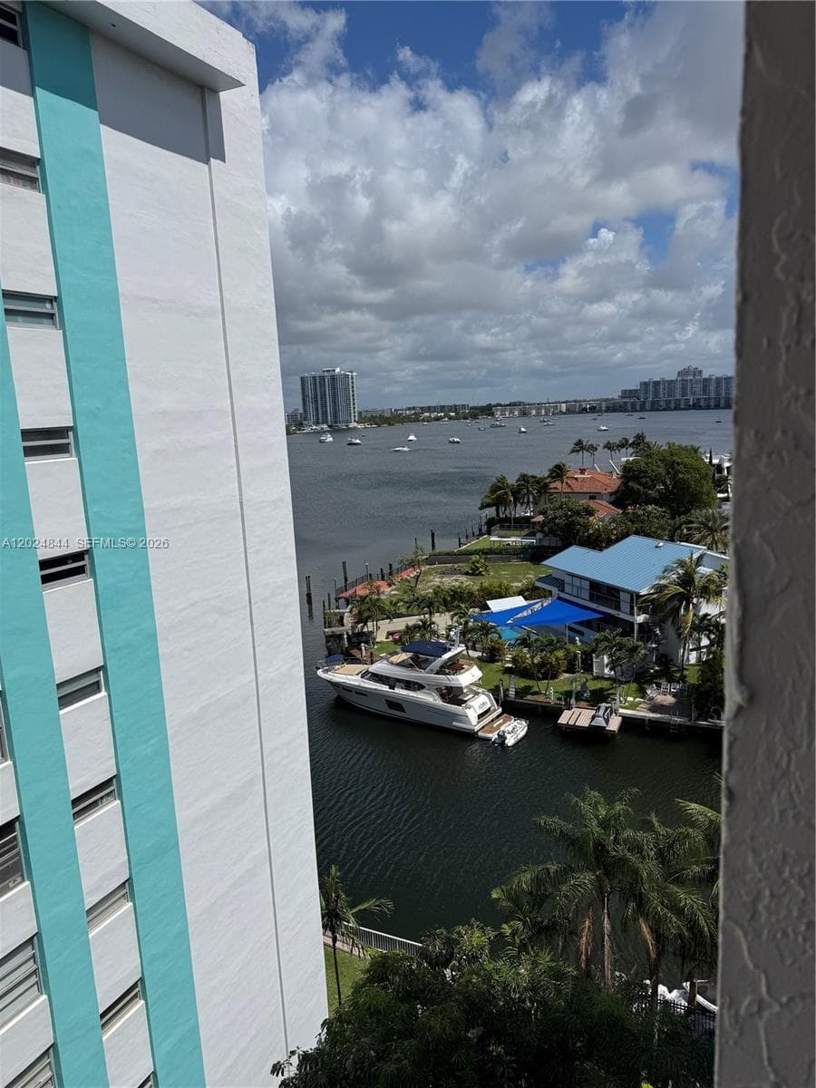 2903 N Miami Beach Blvd # 907, North Miami Beach, FL 33160 photo 9