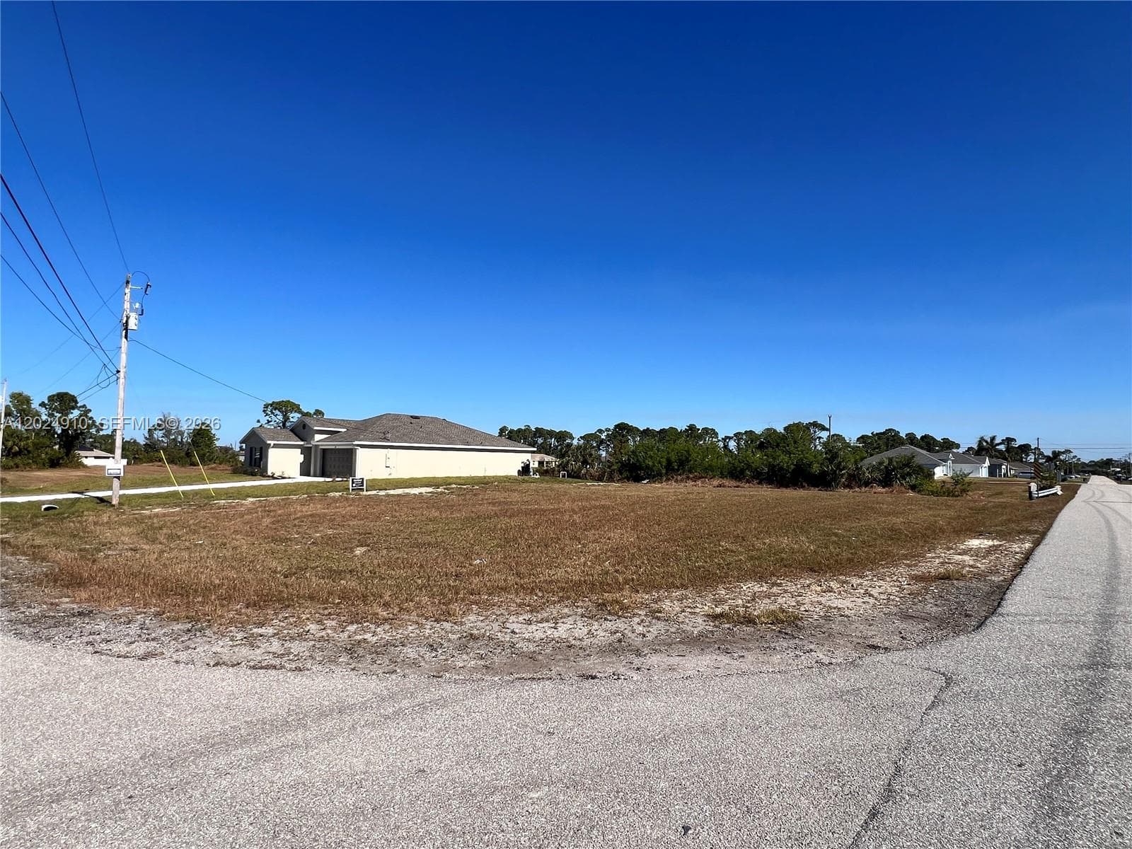 3239 NE 9 Avenue, Cape Coral, FL 33909 photo 6