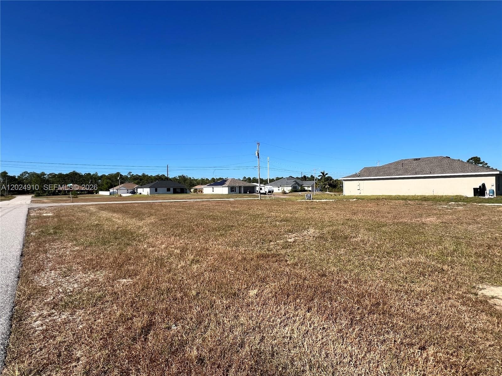 3239 NE 9 Avenue, Cape Coral, FL 33909 photo 7